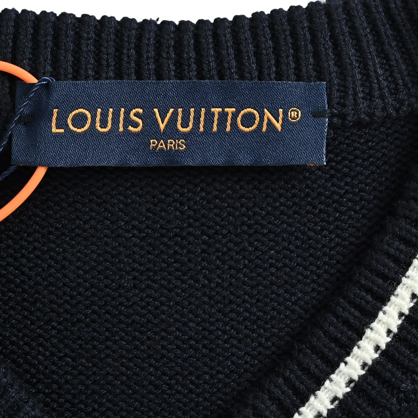 Louis Vuitton/Louis Vuitton 26Fw embroidered cable V-neck sweater